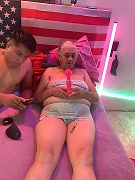 Snapshot of Grandma_Mature23 chatting on March 2025 01:50:02 AM Grandma Mature23 online show from March 2025 01:50:02 AM