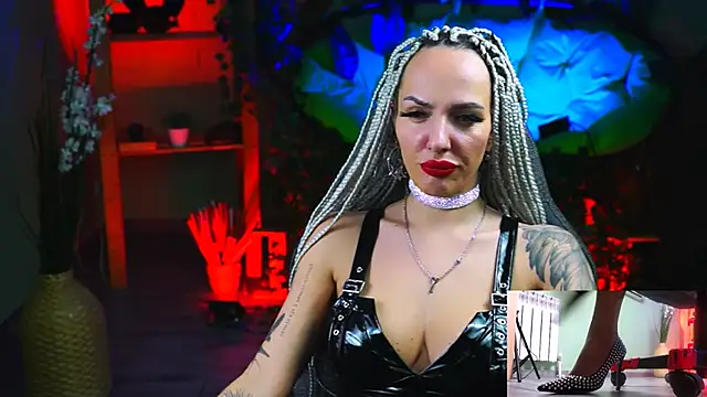 MonicaMaxwel online show from February 2025 06:04:02 PM