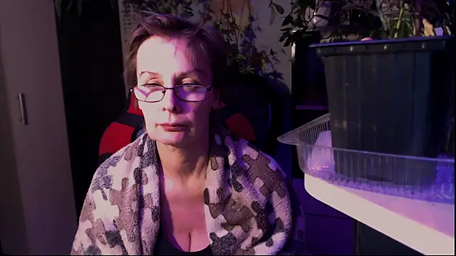 HelgaHimmell online show from June 2026 09:05:02 PM