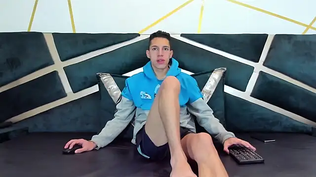 thiago19s online show from April 2026 08:06:01 PM