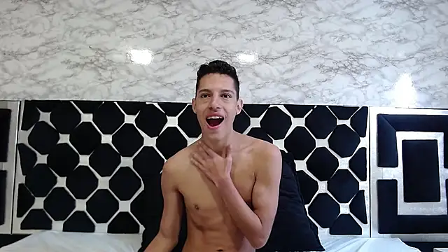 Snapshot of thiago19s chatting on June 2026 12:48:01 PM thiago19s online show from June 2026 12:48:01 PM