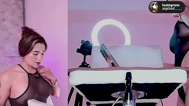 Angelst   online show from March 2026 08:19:01 AM