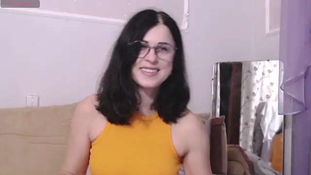 Snapshot of MonicaMelano chatting on November 2025 03:23:02 PM MonicaMelano online show from November 2025 03:23:02 PM