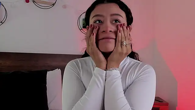 YenniferCurly online show from December 2024 12:38:01 PM