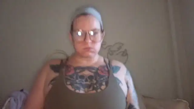 quinnmariexo online show from January 2026 04:42:02 PM