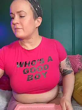 quinnmariexo online show from June 2026 04:09:02 PM