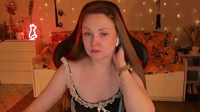 Snapshot of desperatehousewife__ chatting on November 2025 05:42:01 PM desperatehousewife online show from November 2025 05:42:01 PM