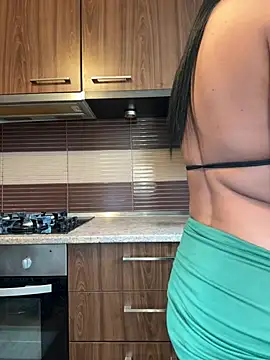 Hotmomcheckk  online show from March 2025 08:41:01 AM