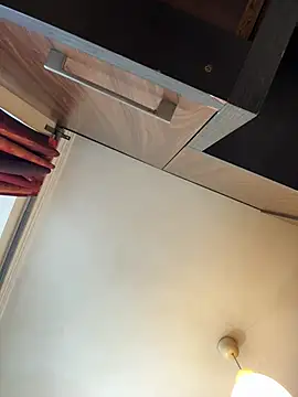 Hotmomcheckk  online show from March 2025 01:18:02 PM