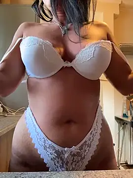 Hotmomcheckk  online show from June 2026 12:22:01 PM
