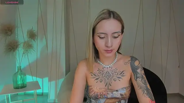 MollySundersX online show from February 2026 09:38:02 PM