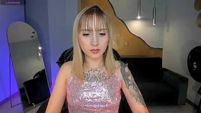 MollySundersX online show from May 2026 08:27:01 PM