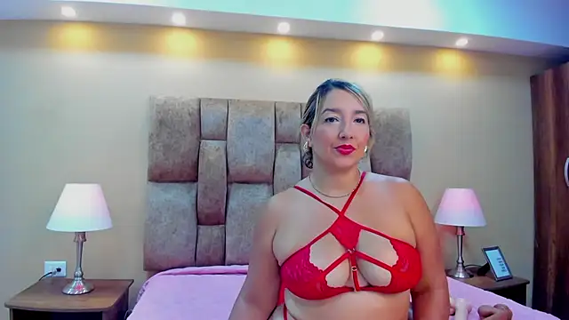 MiiaHot online show from December 2024 08:21:02 PM