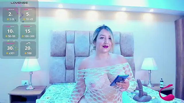 MiiaHot online show from March 2025 08:27:02 PM