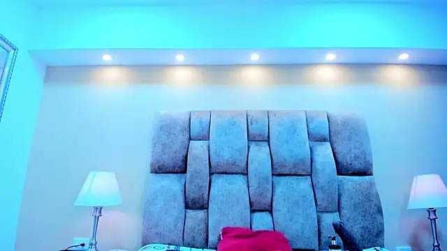 MiiaHot online show from March 2025 08:23:02 PM