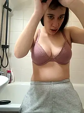 Snapshot of czruz chatting on February 2026 09:49:02 AM czruz online show from February 2026 09:49:02 AM