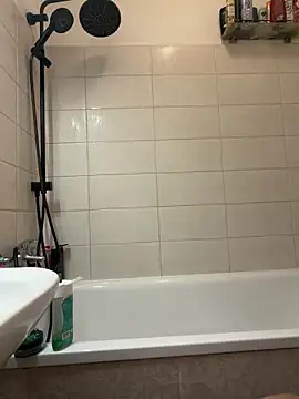 Snapshot of czruz chatting on March 2026 10:15:01 PM czruz online show from March 2026 10:15:01 PM