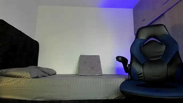 male pussy online show from October 2025 07:03:01 PM