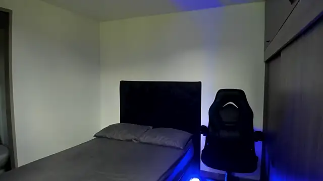 male pussy online show from April 2026 04:37:01 PM