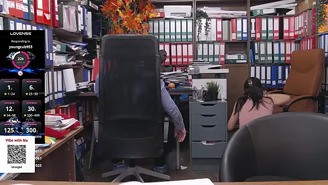 Snapshot of classyladyrellax chatting on January 2025 03:22:02 PM classyladyrellax online show from January 2025 03:22:02 PM