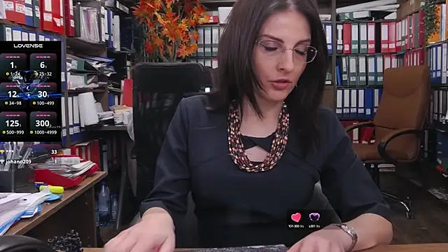 Snapshot of classyladyrellax chatting on January 2025 12:53:01 PM classyladyrellax online show from January 2025 12:53:01 PM