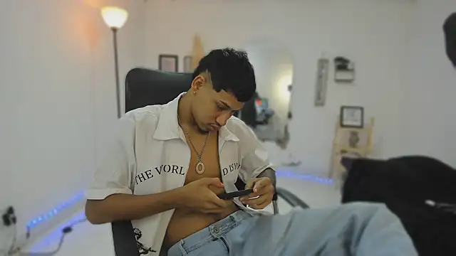 Snapshot of slim_master12 chatting on January 2026 03:10:02 AM slim master12 online show from January 2026 03:10:02 AM