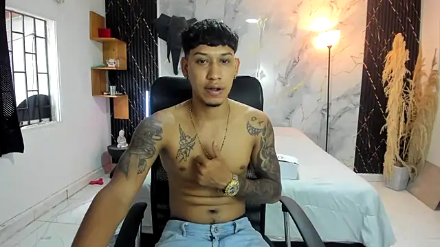 Snapshot of slim_master12 chatting on June 2026 09:09:01 PM slim master12 online show from June 2026 09:09:01 PM