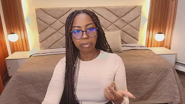 Snapshot of Raquel_jones chatting on April 2026 07:37:01 PM Raquel jones online show from April 2026 07:37:01 PM