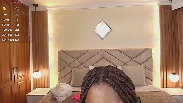 Snapshot of Raquel_jones chatting on April 2026 12:11:02 PM Raquel jones online show from April 2026 12:11:02 PM