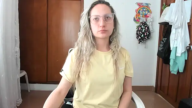 Snapshot of Adele_johnsonn1 chatting on October 2025 07:03:02 PM Adele johnsonn1 online show from October 2025 07:03:02 PM