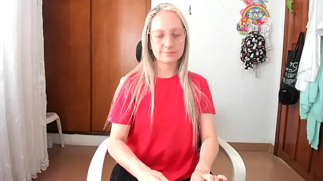 Snapshot of Adele_johnsonn1 chatting on November 2025 03:35:01 PM Adele johnsonn1 online show from November 2025 03:35:01 PM