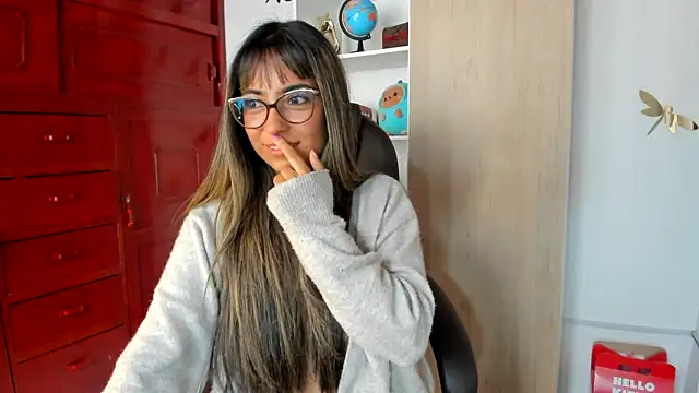Isabellaa22 1 online show from April 2026 05:30:01 PM