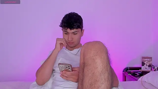 Valerio James7 online show from January 2025 10:56:01 PM