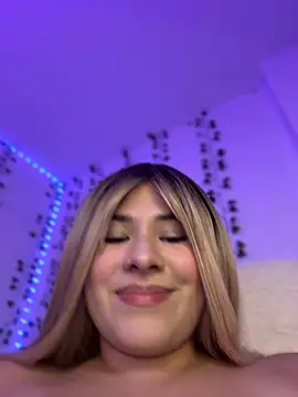 Snapshot of Grecia_21 chatting on January 2025 10:08:02 PM Grecia 21 online show from January 2025 10:08:02 PM