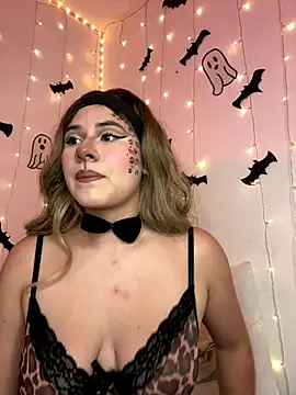 Grecia 21 online show from October 2025 07:10:02 PM