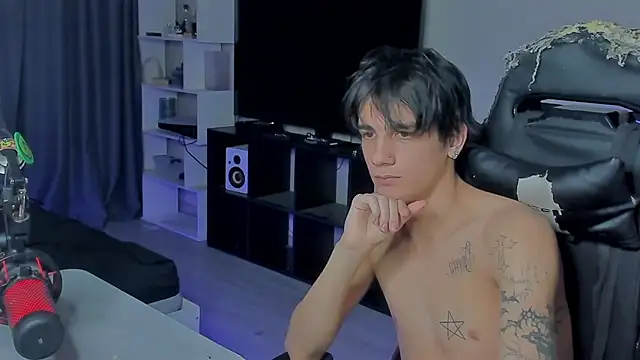 MarkBrowniii online show from October 2025 11:58:01 PM