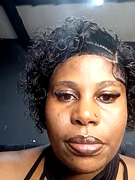 Nattybae09 online show from October 2025 05:25:02 PM