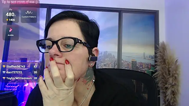 ninarandmann online show from February 2025 06:31:02 PM