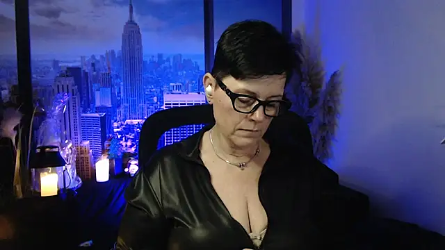 ninarandmann online show from December 2025 06:26:01 PM