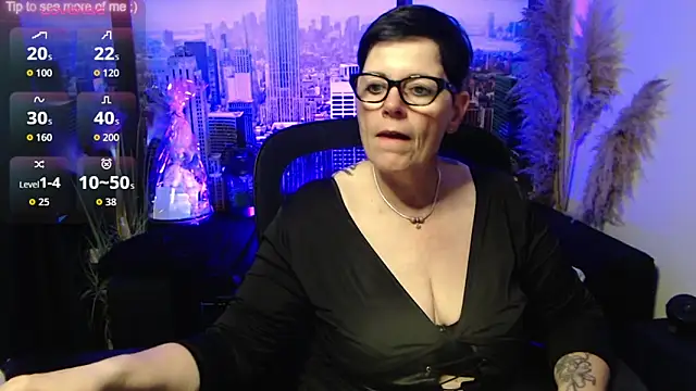 ninarandmann online show from June 2026 05:04:02 PM