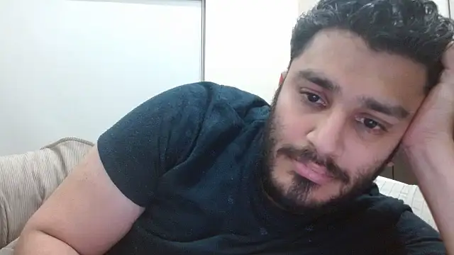 Snapshot of robintoit chatting on November 2025 05:24:01 PM robintoit online show from November 2025 05:24:01 PM