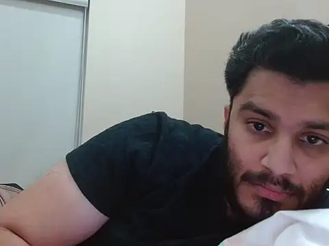 Snapshot of robintoit chatting on March 2026 11:50:02 AM robintoit online show from March 2026 11:50:02 AM