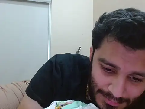 Snapshot of robintoit chatting on March 2026 05:37:02 AM robintoit online show from March 2026 05:37:02 AM