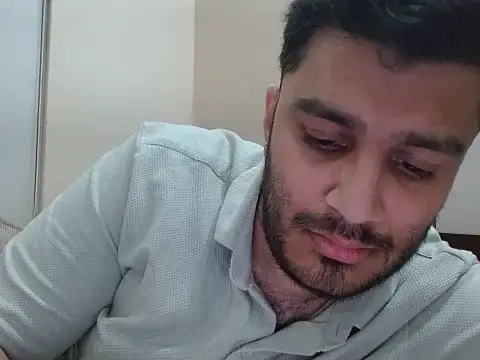 Snapshot of robintoit chatting on March 2026 02:44:02 PM robintoit online show from March 2026 02:44:02 PM