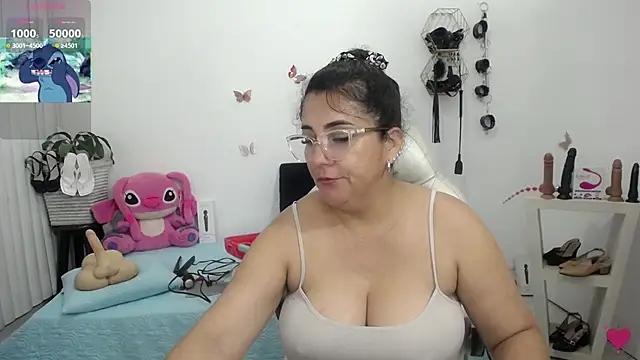 mom hot   online show from June 2026 05:59:02 PM