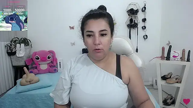 mom hot   online show from June 2026 12:53:01 PM
