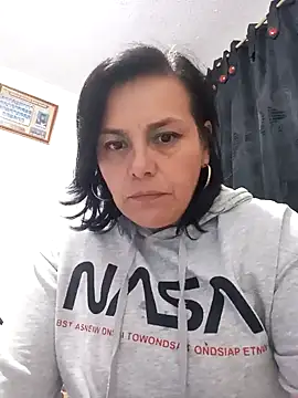 Snapshot of Natasha_milf__ chatting on January 2025 11:02:01 PM Natasha milf online show from January 2025 11:02:01 PM