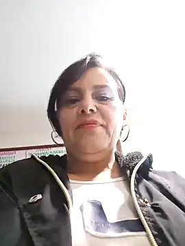 Snapshot of Natasha_milf__ chatting on February 2025 07:24:02 PM Natasha milf online show from February 2025 07:24:02 PM