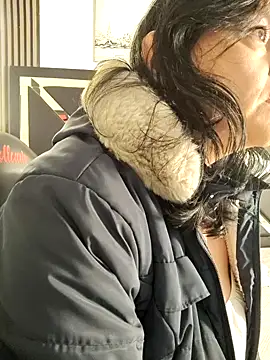 Snapshot of Natasha_milf__ chatting on October 2025 01:08:02 PM Natasha milf online show from October 2025 01:08:02 PM