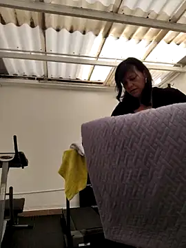 Snapshot of Natasha_milf__ chatting on October 2025 12:38:01 PM Natasha milf online show from October 2025 12:38:01 PM